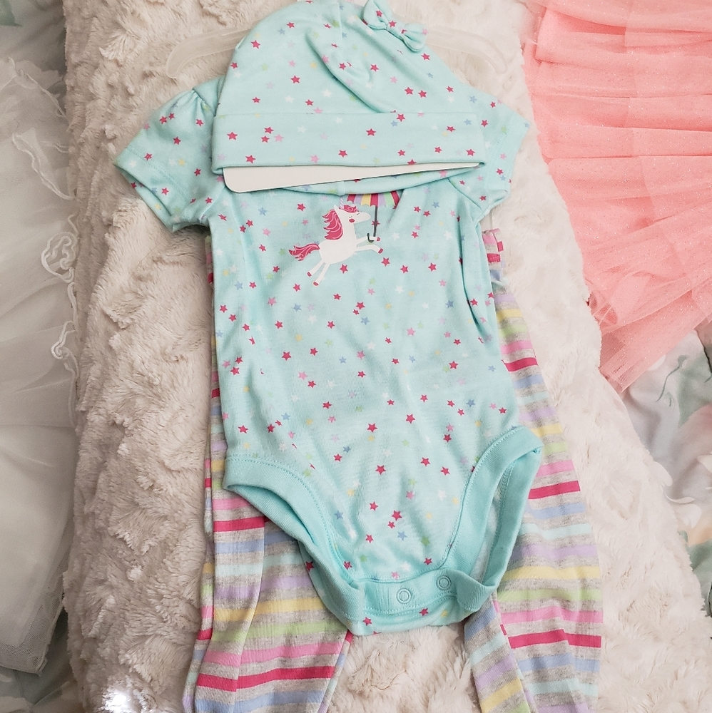 3 piece baby unicorn and stars outfit.
